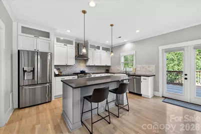 1413 Lomax Avenue, Charlotte, NC 28211 - Photo 12