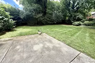 821 Burnley Rd, Charlotte, NC 28210 - Photo 20