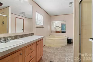 2009 Rocky Creek Ln, Dallas, NC 28034 - Photo 16