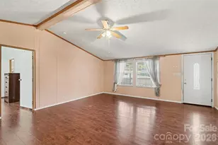 2009 Rocky Creek Ln, Dallas, NC 28034 - Photo 6