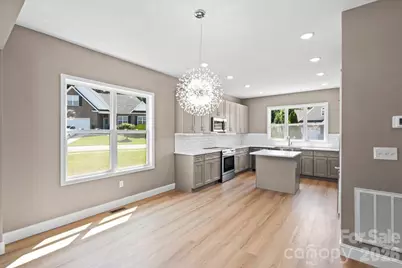 1033 12th Avenue Drive NW, Hickory, NC 28601 - Photo 12