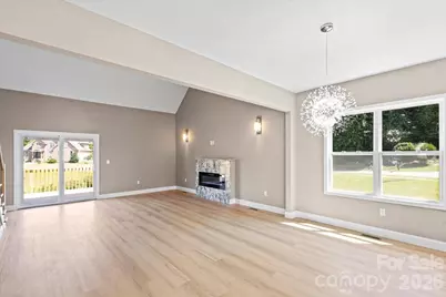 1033 12th Avenue Drive NW, Hickory, NC 28601 - Photo 6