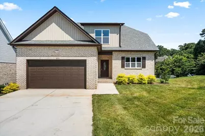 1033 12th Avenue Drive NW, Hickory, NC 28601 - Photo 2