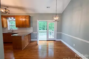 319 Beacon Hills Dr, Gastonia, NC 28056 - Photo 6