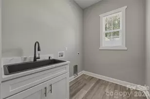 5330 Tuckaseegee Rd, Charlotte, NC 28208 - Photo 34