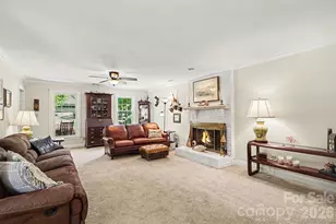 13333 Kintyre Ct, Matthews, NC 28105 - Photo 16