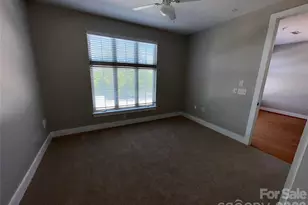 1101 W 1st St, Charlotte, NC 28202 - Photo 12