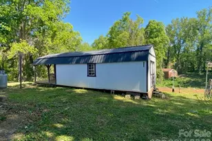 2112 Harpertown Cir, Lenoir, NC 28645 - Photo 16