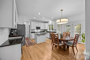 4400 Serene Ln, Charlotte, NC 28216 - Photo 14