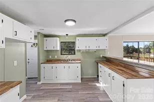 8511 Cloverfield Dr, Kannapolis, NC 28081 - Photo 10