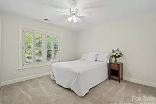 6232 Woodleigh Oaks Dr, Charlotte, NC 28226 - Photo 32