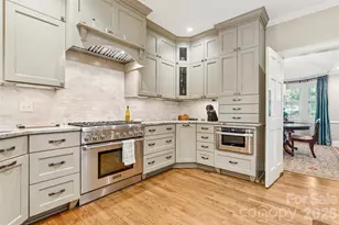 2623 Roswell Ave, Charlotte, NC 28209 - Photo 8