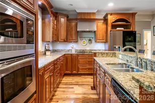 36 Snowshoe Dr, Asheville, NC 28803 - Photo 14