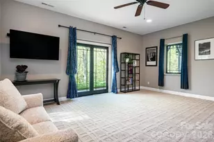 36 Snowshoe Dr, Asheville, NC 28803 - Photo 22