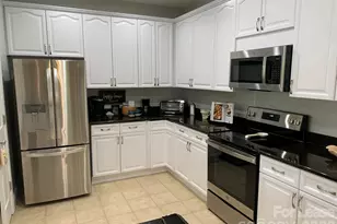 9033 Rosalyn Glen Rd, Cornelius, NC 28031 - Photo 8