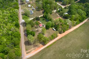 3995 Old Catawba Rd, Claremont, NC 28610 - Photo 16
