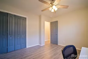 2515 Thornton Rd, Charlotte, NC 28208 - Photo 14