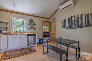 18 Hopedale Cir, Asheville, NC 28806 - Photo 10