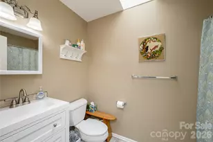 2115 Cumming Woods Ct, Hendersonville, NC 28739 - Photo 24