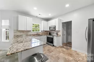 5302 Fairgrove Ln, Harrisburg, NC 28075 - Photo 10