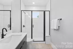 242 Freeland Ln, Charlotte, NC 28217 - Photo 20