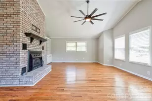176 Knollwood Dr, Forest City, NC 28043 - Photo 8
