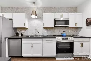 310 Arlington Ave, Charlotte, NC 28203 - Photo 6
