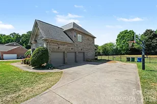 7233 McEwen Pl, Mint Hill, NC 28227 - Photo 42