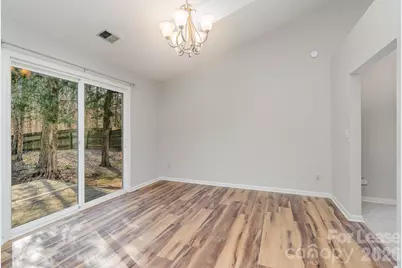 11100 Deerpath Court, Charlotte, NC 28262 - Photo 6