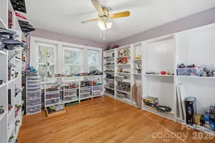 305 W 9th St, Newton, NC 28658 - Photo 30