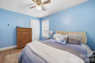 305 W 9th St, Newton, NC 28658 - Photo 26