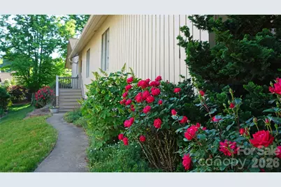 109 Clubwood Court, Asheville, NC 28803 - Photo 4