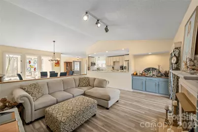 109 Clubwood Court, Asheville, NC 28803 - Photo 10