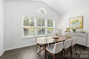 1819 Fleetwood Dr, Charlotte, NC 28208 - Photo 10