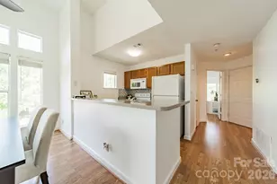 17919 Kings Point Dr, Cornelius, NC 28031 - Photo 18