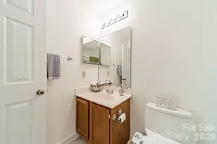 17919 Kings Point Dr, Cornelius, NC 28031 - Photo 14