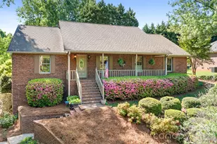 2111 Wayles Ct, Gastonia, NC 28056 - Photo 2
