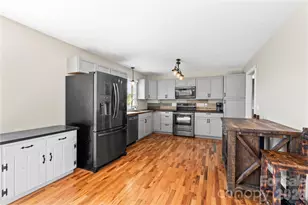 882 Queentown Rd, Canton, NC 28716 - Photo 12