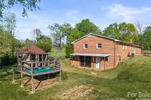 882 Queentown Rd, Canton, NC 28716 - Photo 2