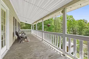 10 Country Rd, Hendersonville, NC 28791 - Photo 32