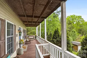 10 Country Rd, Hendersonville, NC 28791 - Photo 34