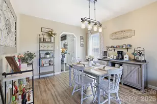 10 Country Rd, Hendersonville, NC 28791 - Photo 12