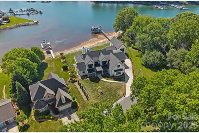 16906 Lake Shore Drive, Cornelius, NC 28031 - Photo 2