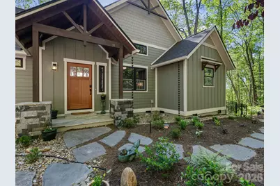 199 Garnet Way, Hendersonville, NC 28791 - Photo 2