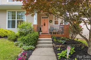9715 Cadman Ct, Cornelius, NC 28031 - Photo 2