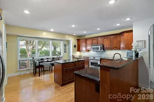 128 Forest View Dr, Flat Rock, NC 28731 - Photo 8