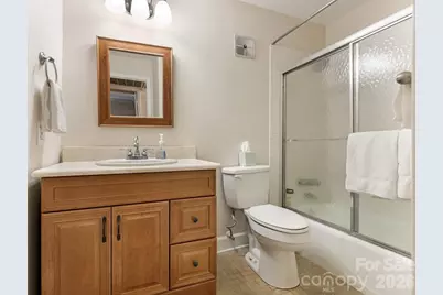 1323 Queens Road #309, Charlotte, NC 28207 - Photo 12