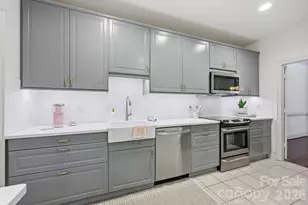 2440 Selwyn Ave, Charlotte, NC 28209 - Photo 18