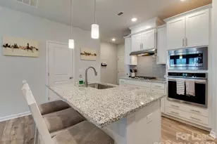 3329 Ada Ml Aly, Charlotte, NC 28205 - Photo 12