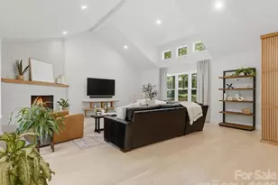 1611 E Barden Rd, Charlotte, NC 28226 - Photo 6